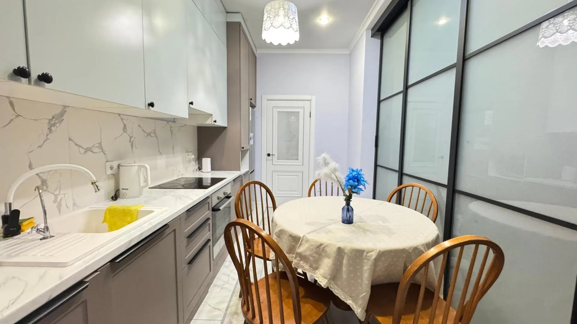 Apartamento Трехкомнатная В Центре Возле Экспо И Я Ботанического Сада Astaná